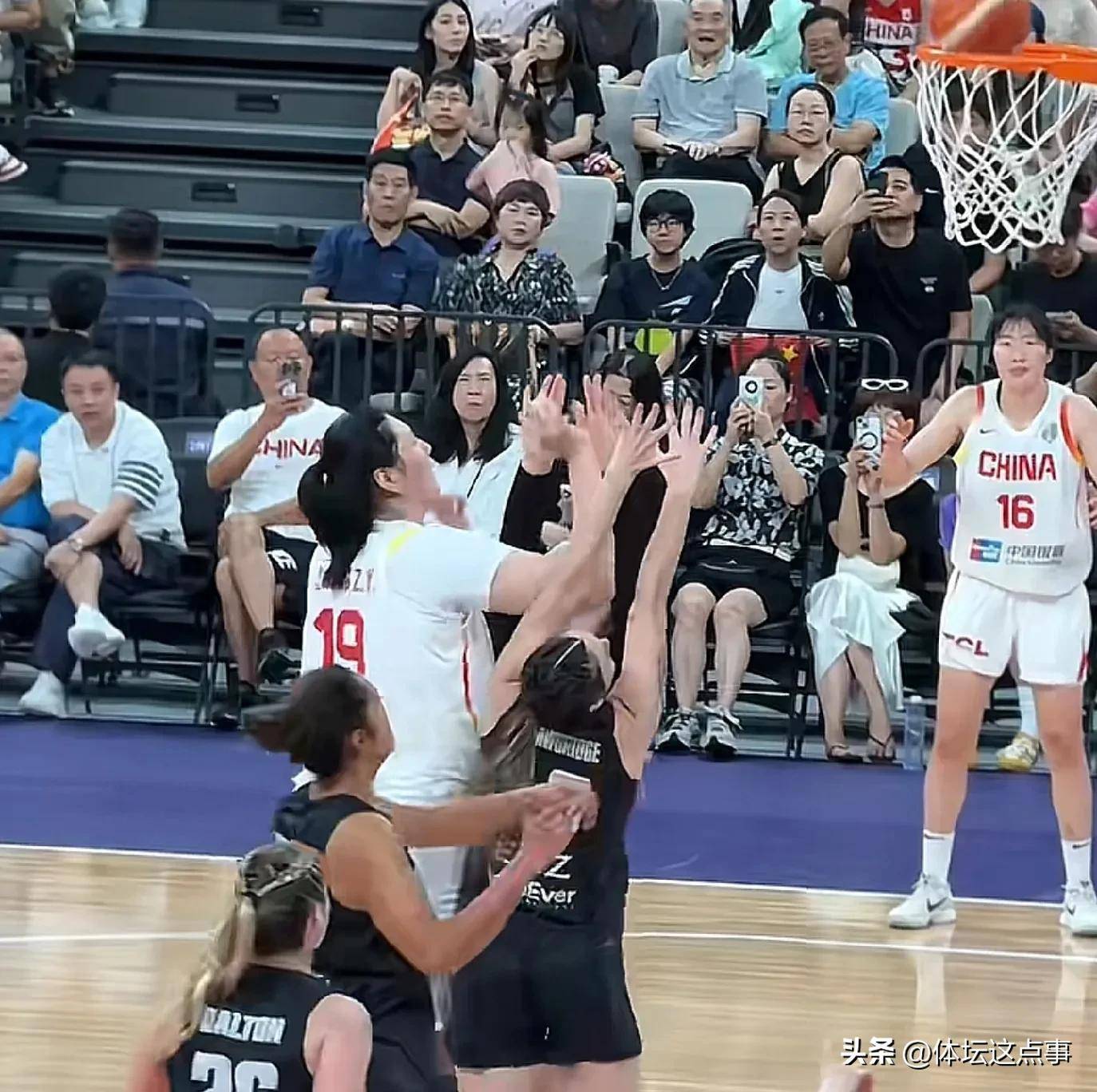 浙江队成为本场最大亮点，全国篮球锦标赛瞬间破防，碾压的简单介绍