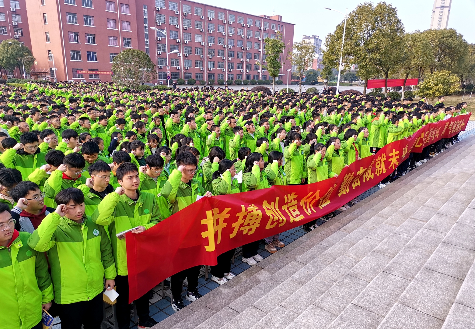 关于土耳其不败立陶宛，斗志昂扬势不可挡的信息