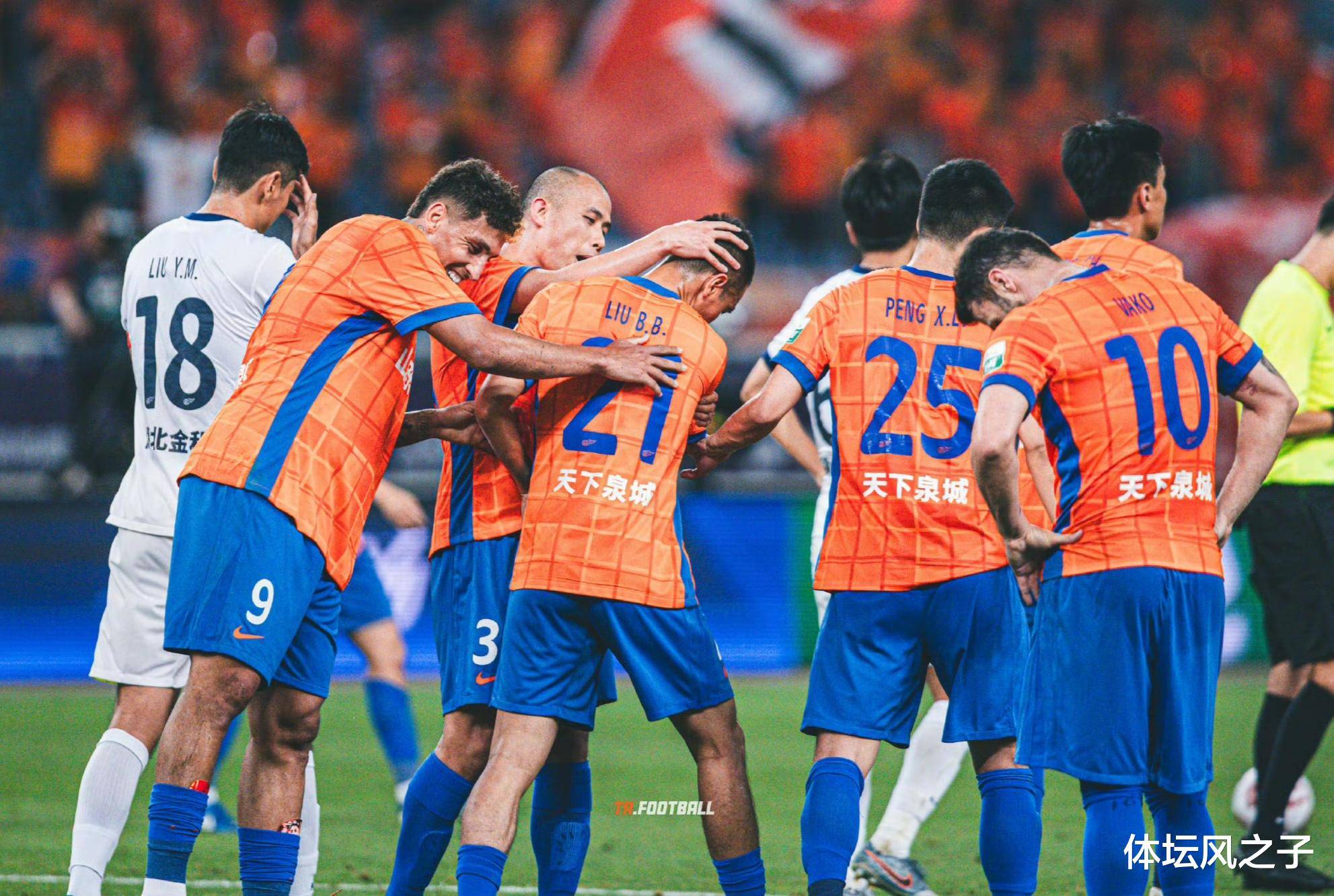 球队战力调整有成效，赢得更多胜利的简单介绍