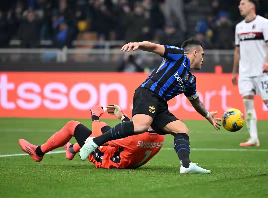 意甲联赛再度延期，多场比赛推迟进行