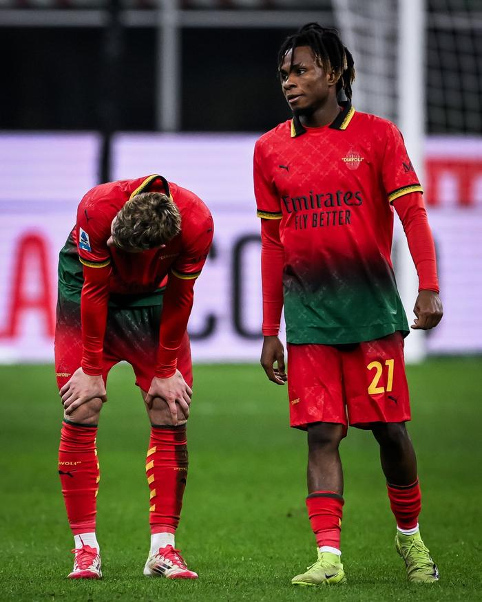 包含AC米兰后卫遭遇伤病，球队整体实力减弱的词条