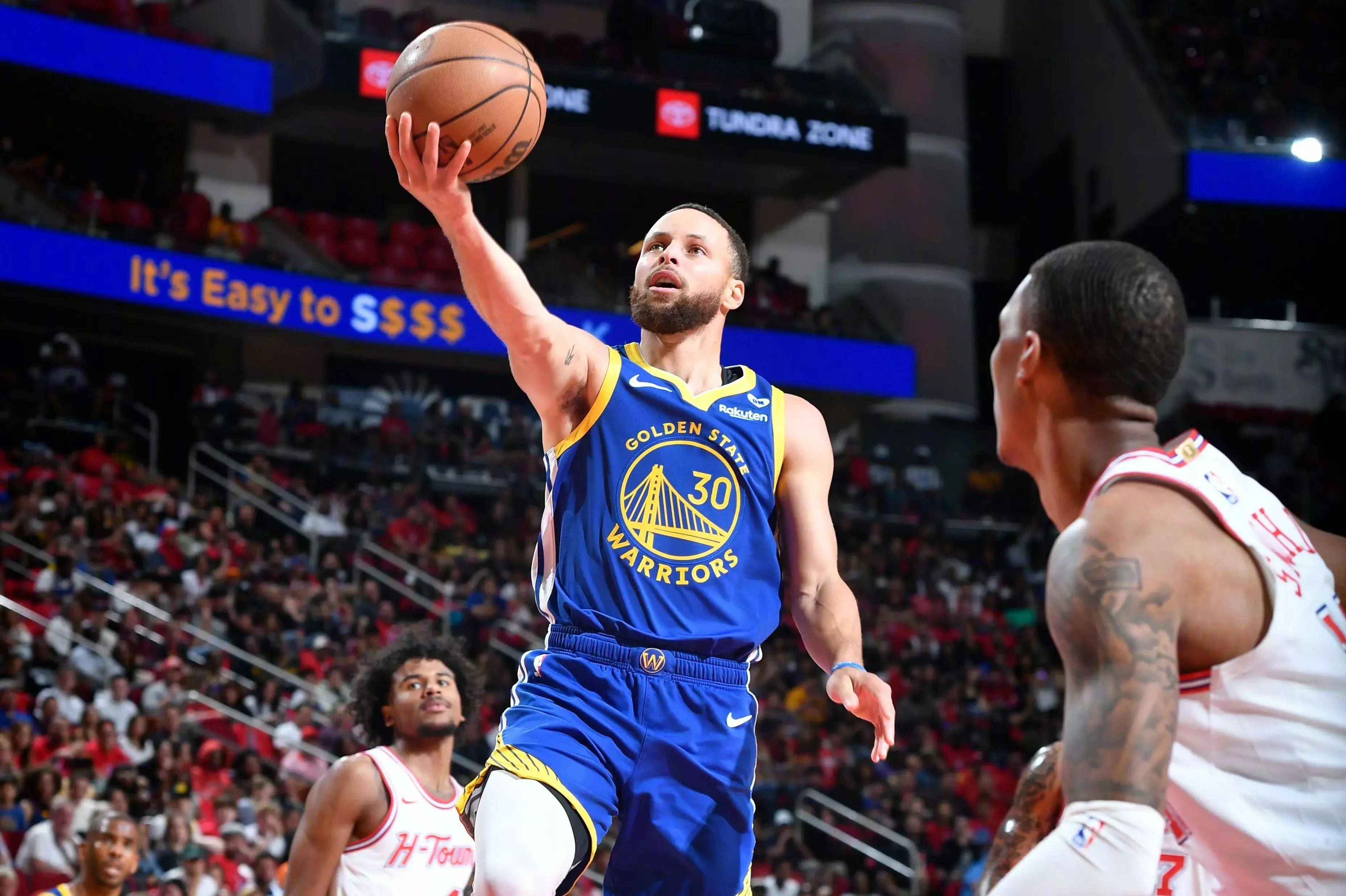 勇士持续领先，轻取湖人