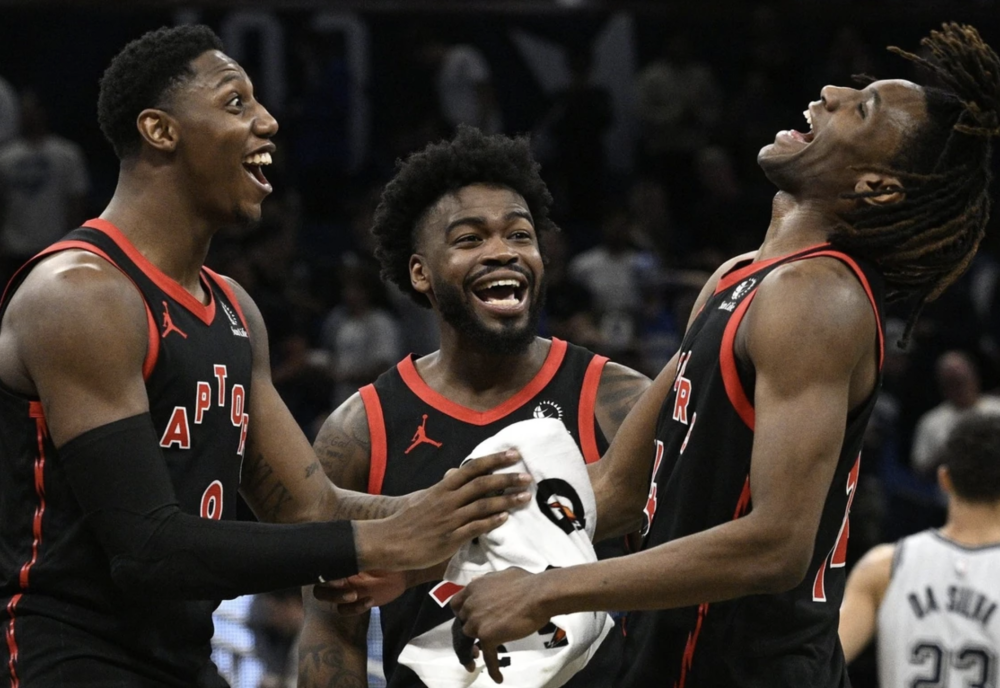 快船逆转鹈鹕，士气大振